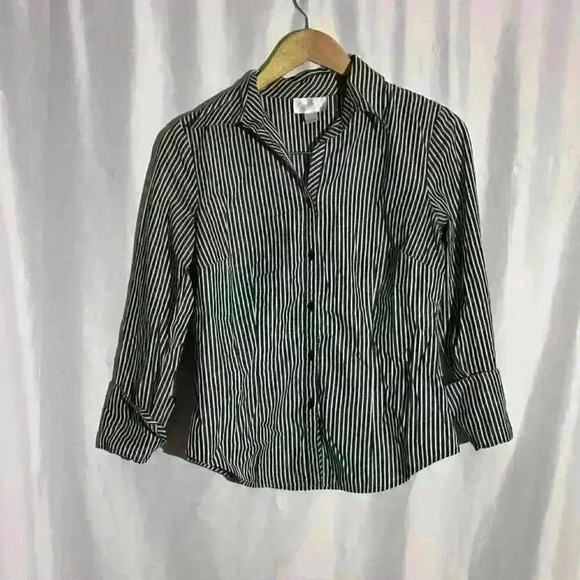 Loft By Ann Taylor Black/White Striped Button Down Blouse - Size 6 - Picture 1 of 7